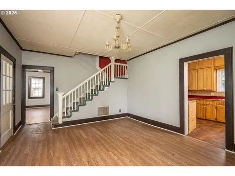 628 Birch Avenue Cottage Grove OR 97424