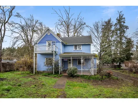 628 Birch Avenue Cottage Grove OR 97424