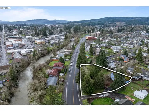 628 Birch Avenue Cottage Grove OR 97424