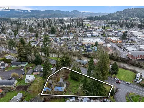 628 Birch Avenue Cottage Grove OR 97424