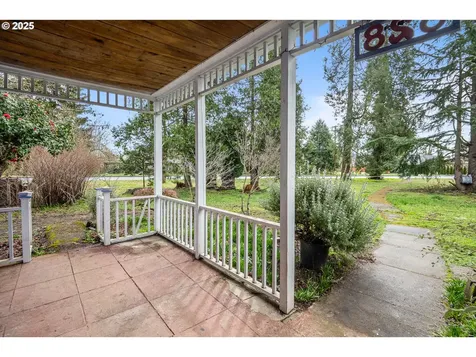 628 Birch Avenue Cottage Grove OR 97424