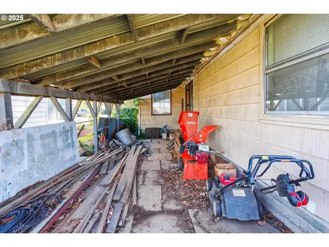 3937 SE 91st Avenue Portland OR 97266