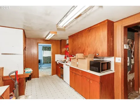 3937 SE 91st Avenue Portland OR 97266
