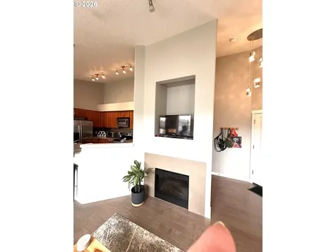 565 NW Lost Springs Terrace Portland OR 97229