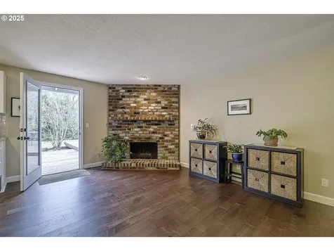 21568 SW Martinazzi Avenue Tualatin OR 97062