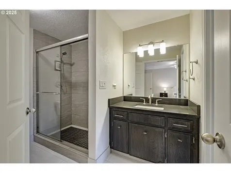 21568 SW Martinazzi Avenue Tualatin OR 97062