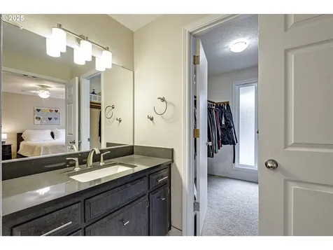 21568 SW Martinazzi Avenue Tualatin OR 97062