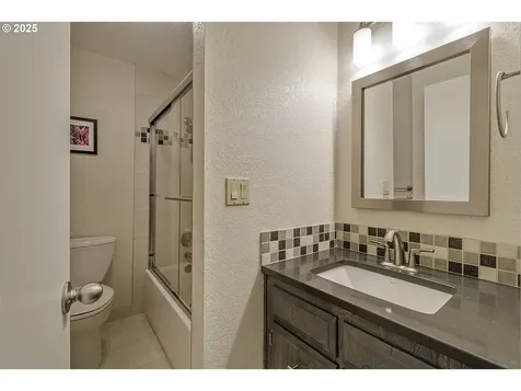 21568 SW Martinazzi Avenue Tualatin OR 97062