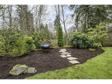 21568 SW Martinazzi Avenue Tualatin OR 97062