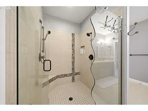 36806 NE Holling Avenue La Center WA 98629