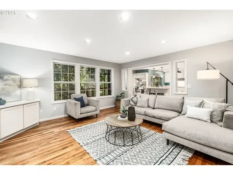 6928 SW 67th Avenue Portland OR 97223