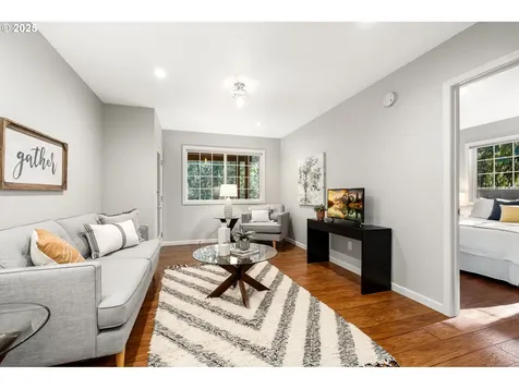 6928 SW 67th Avenue Portland OR 97223