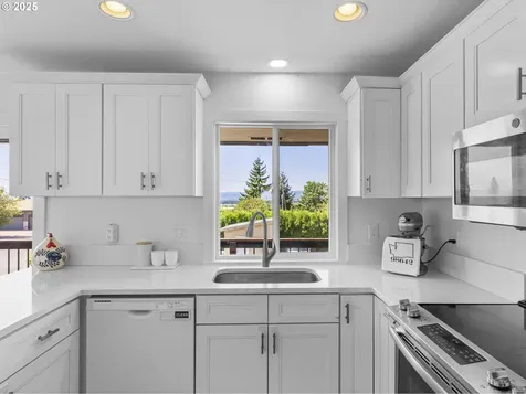 470 S 9th Court Ridgefield WA 98642