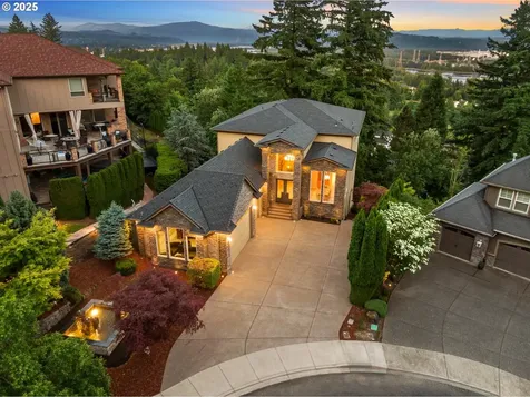 612 NW Valley Street Camas WA 98607