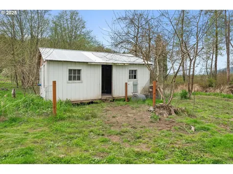 18483 Beaver Falls Road Clatskanie OR 97016
