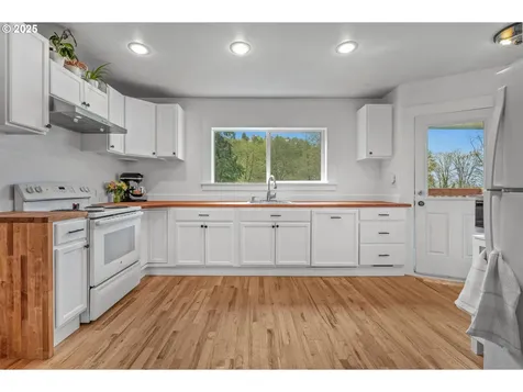 18483 Beaver Falls Road Clatskanie OR 97016