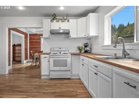 18483 Beaver Falls Road Clatskanie OR 97016
