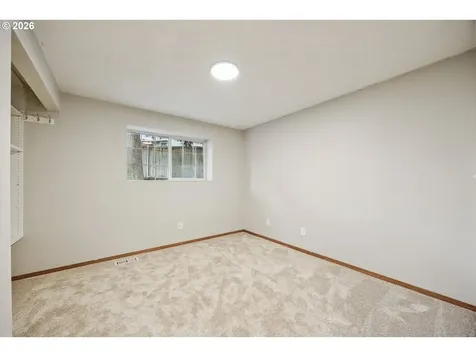 377 SE Barnes Avenue Gresham OR 97080