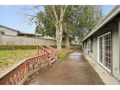 377 SE Barnes Avenue Gresham OR 97080