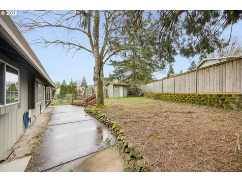 377 SE Barnes Avenue Gresham OR 97080