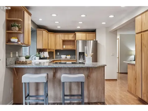 377 SE Barnes Avenue Gresham OR 97080