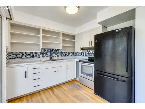 4517 SE Rural Street Portland OR 97206