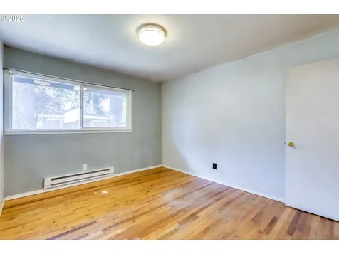 4517 SE Rural Street Portland OR 97206