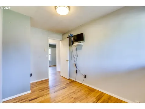 4517 SE Rural Street Portland OR 97206