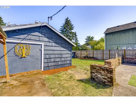 4517 SE Rural Street Portland OR 97206
