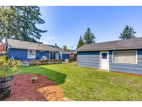 4517 SE Rural Street Portland OR 97206