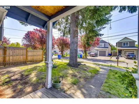 4517 SE Rural Street Portland OR 97206