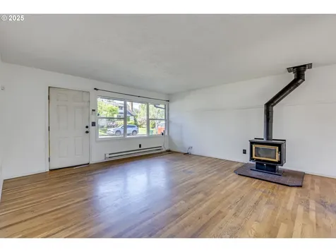 4517 SE Rural Street Portland OR 97206