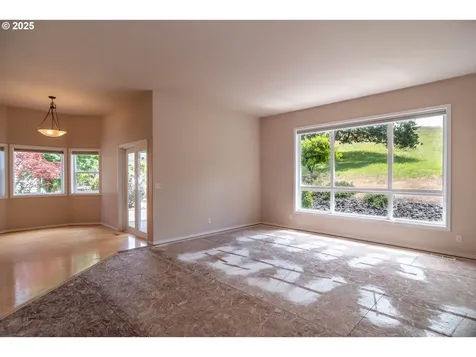 195 Palomino Avenue Roseburg OR 97471