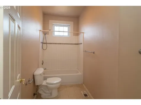 195 Palomino Avenue Roseburg OR 97471