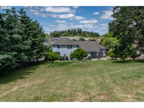 195 Palomino Avenue Roseburg OR 97471