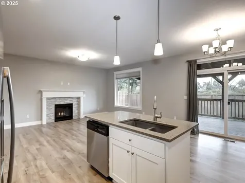 1801 N Daniel Drive Newberg OR 97132