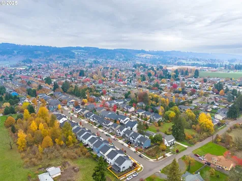1801 N Daniel Drive Newberg OR 97132