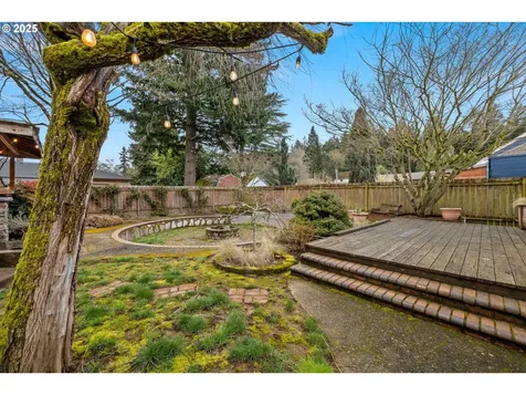 8100 N Woolsey Avenue Portland OR 97203