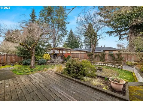 8100 N Woolsey Avenue Portland OR 97203