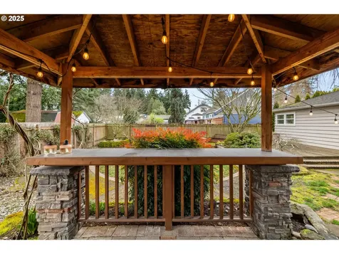 8100 N Woolsey Avenue Portland OR 97203