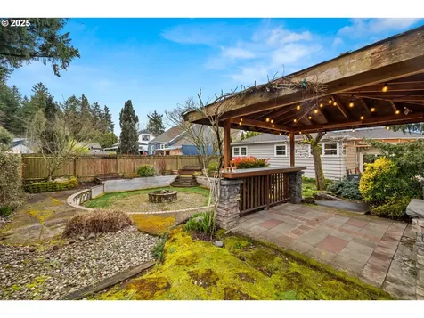 8100 N Woolsey Avenue Portland OR 97203