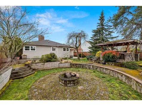 8100 N Woolsey Avenue Portland OR 97203