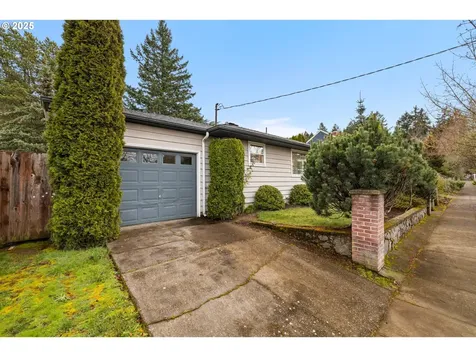 8100 N Woolsey Avenue Portland OR 97203