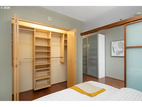 1221 SW 10th Avenue Portland OR 97205