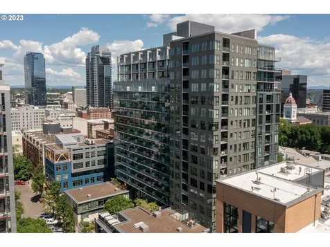 1221 SW 10th Avenue Portland OR 97205