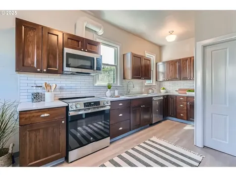 4734 N Williams Avenue Portland OR 97217
