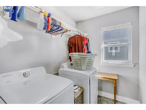 1335 SE 72nd Avenue Hillsboro OR 97123