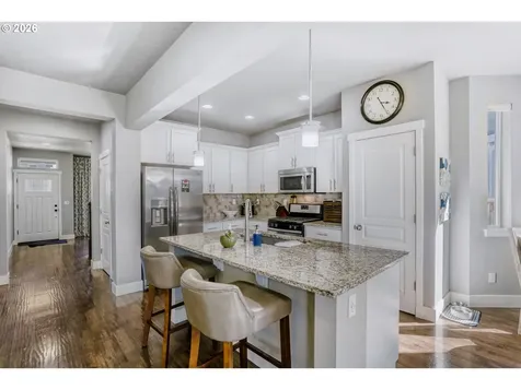 1335 SE 72nd Avenue Hillsboro OR 97123