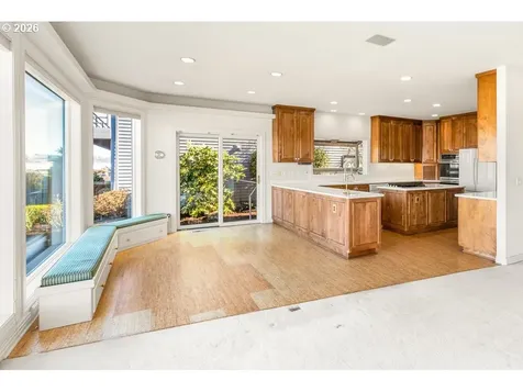 165 N Lotus Beach Drive Portland OR 97217