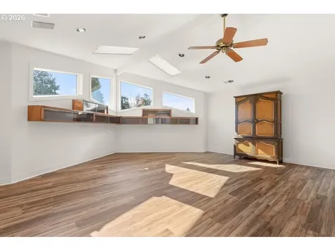 165 N Lotus Beach Drive Portland OR 97217